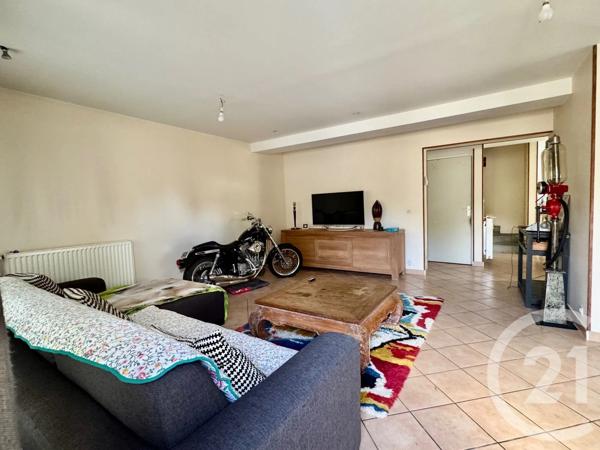 Maison à vendre  8 pièces - 175 m 2   LA VILLE DU BOIS  - 91