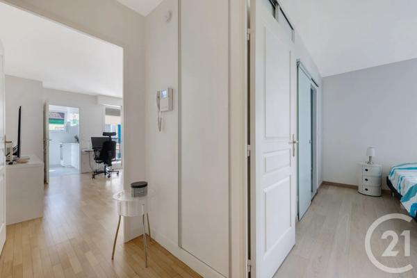 Appartement F2 à vendre  2 pièces - 44,66 m 2   MONTROUGE  - 92