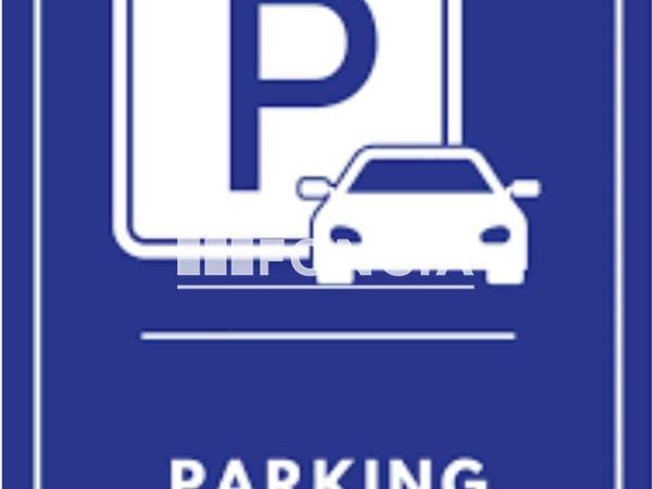 Location Parking 12.3 m² - 19 RUE CHEVREUL Saint Etienne 42000