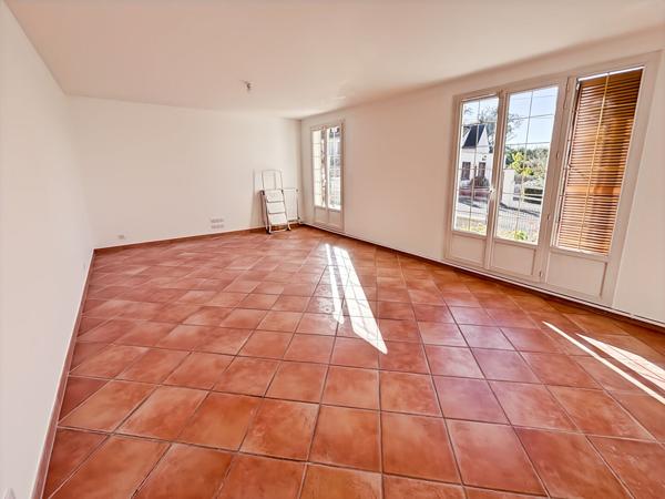 À LOUER - MAISON - BALLANCOURT/E