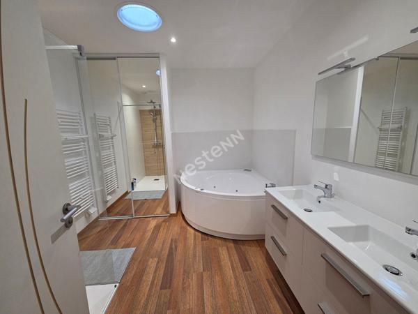 Maison 5 pièce(s) 111m2