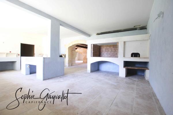 VIAGER LIBRE – INVESTISSEMENT PATRIMONIAL RARE – MAS DES TEMPLIERS