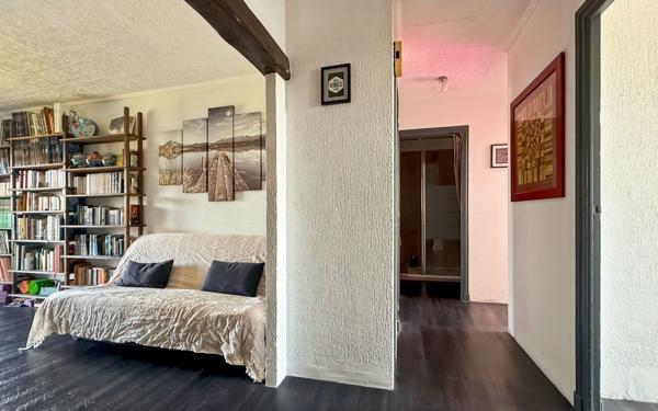 Appartement à vendre    4 pièces • 76,06 m2 Vallauris