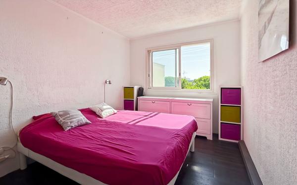 Appartement à vendre    4 pièces • 76,06 m2 Vallauris