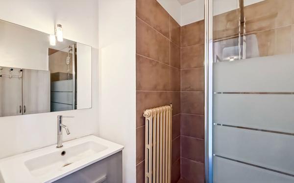 Appartement à vendre    4 pièces • 76,06 m2 Vallauris