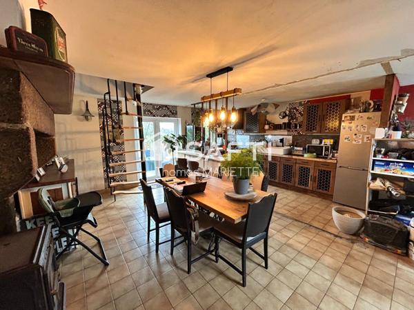 Maison de caractère avec beaucoup de potentiel