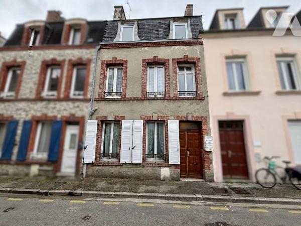 IMMEUBLE LOUE - CHERBOURG CENTRE