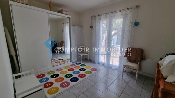 Villa
                                                                                                                                                                                                                                                                                                                        4 pièce(s)                                                                                                                                                                                                          3 chambre(s)                                                                                                                                                                                                          100  m²
