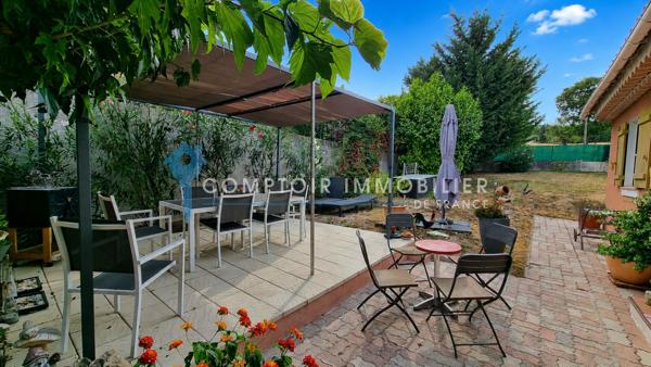 Villa
                                                                                                                                                                                                                                                                                                                        4 pièce(s)                                                                                                                                                                                                          3 chambre(s)                                                                                                                                                                                                          100  m²
