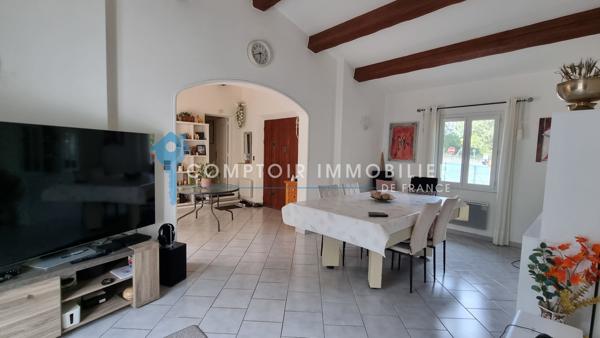 Villa
                                                                                                                                                                                                                                                                                                                        4 pièce(s)                                                                                                                                                                                                          3 chambre(s)                                                                                                                                                                                                          100  m²