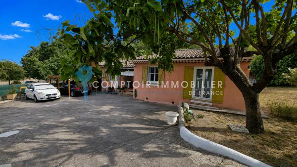 Villa
                                                                                                                                                                                                                                                                                                                        4 pièce(s)                                                                                                                                                                                                          3 chambre(s)                                                                                                                                                                                                          100  m²