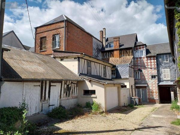 Immeuble à vendre à Le Neubourg dans l'Eure (27110), ref : 27061-1159