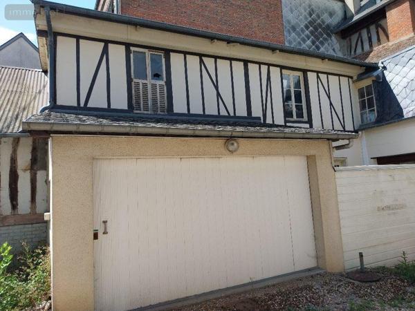 Immeuble à vendre à Le Neubourg dans l'Eure (27110), ref : 27061-1159