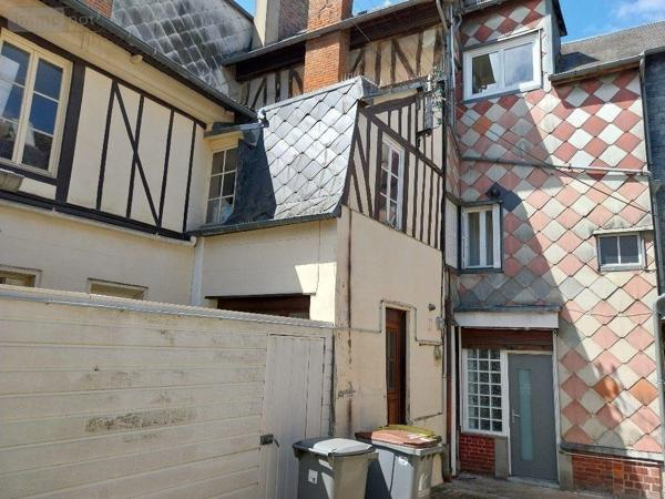 Immeuble à vendre à Le Neubourg dans l'Eure (27110), ref : 27061-1159