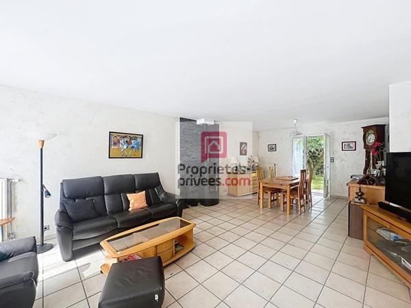 Maison Le Perray En Yvelines 4 chambres et garage