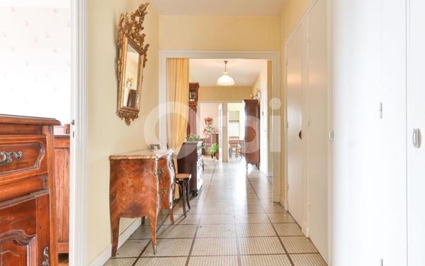 Appartement à vendre    6 pièces • 153 m2 Tassin-la-Demi-Lune