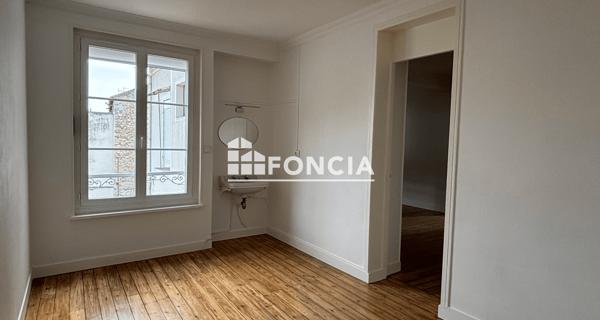 Location Maison 6 pièces 189 m² - ÉTampes 91150