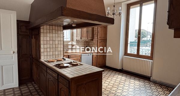 Location Maison 6 pièces 189 m² - ÉTampes 91150