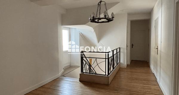 Location Maison 6 pièces 189 m² - ÉTampes 91150