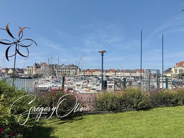 APPARTEMENT 3 PIÈCES EN REZ DE JARDIN