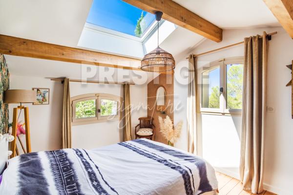 Bastide 6 pièce(s) 4 chambre(s) 180 m²