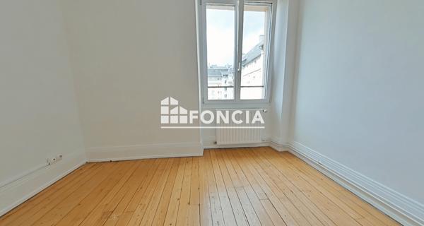 Location Appartement 4 pièces 82.44 m² - Belfort 90000