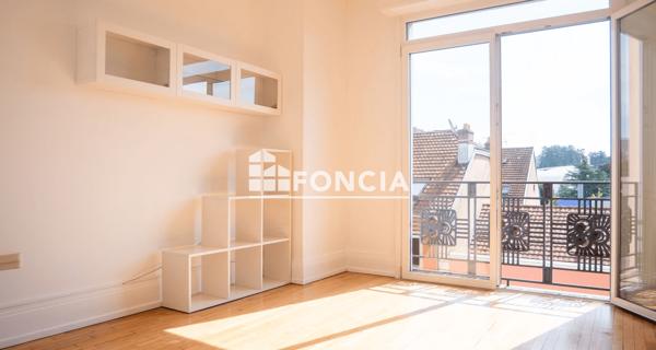 Location Appartement 4 pièces 82.44 m² - Belfort 90000