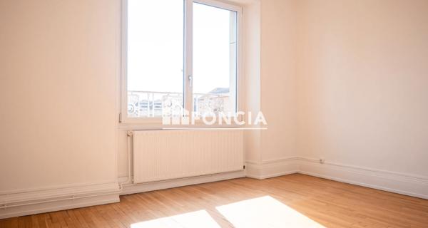 Location Appartement 4 pièces 82.44 m² - Belfort 90000