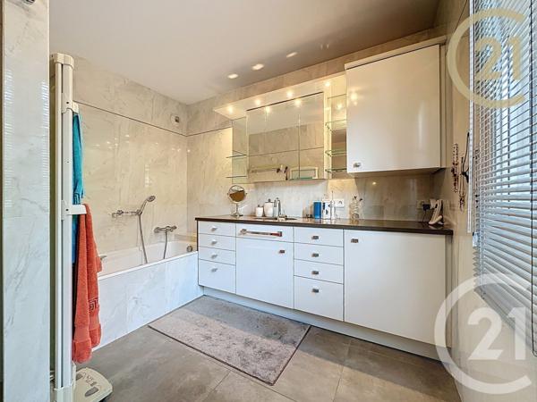 Appartement T4 à vendre  4 pièces - 104,77 m2 MONTELIMAR - 26