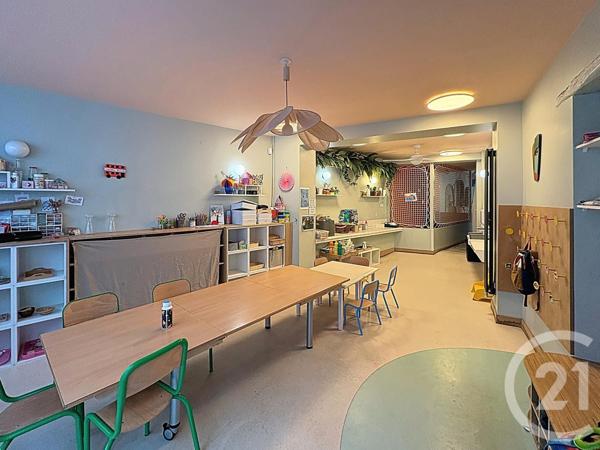 à vendre  134 m2 PARIS - 75018