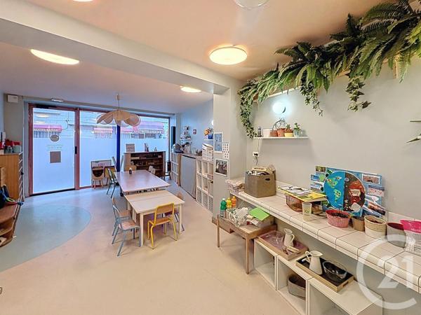 à vendre  134 m2 PARIS - 75018