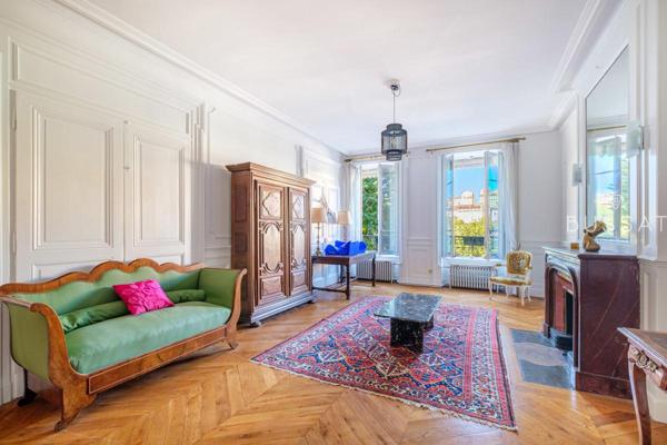 Vente appartement élégant du XIX ème siècle vue sur le Rhône