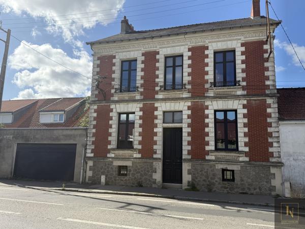 Maison 9 pièce(s) 5 chambre(s) 222.5 m²