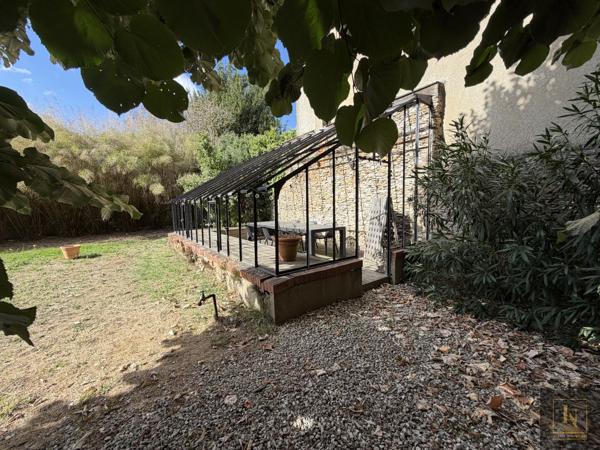 Maison 9 pièce(s) 5 chambre(s) 222.5 m²