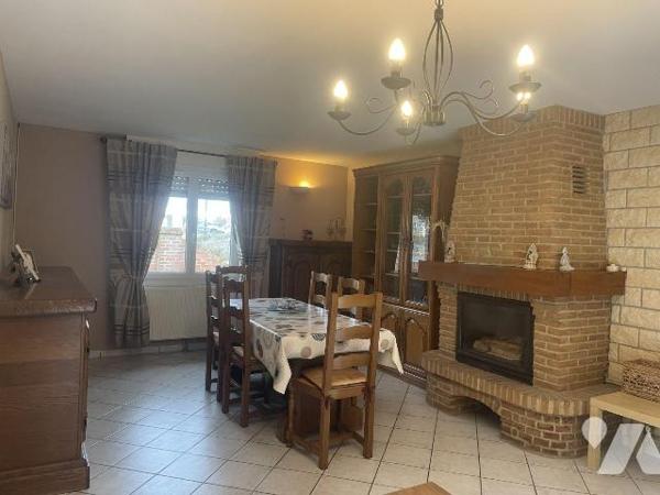 EN EXCLUSIVITE A VENDRE A HAZEBROUCK DANS LE NORD (59) - MAISON INDIVIDUELLE EN SEMI PLAIN PIED...
