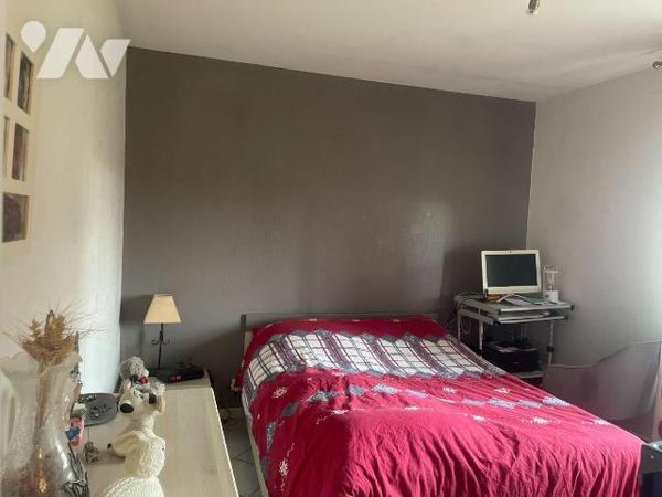 EN EXCLUSIVITE A VENDRE A HAZEBROUCK DANS LE NORD (59) - MAISON INDIVIDUELLE EN SEMI PLAIN PIED...