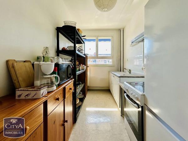 Appartement à vendre 5 pièces 94m² Châteauroux (36000)