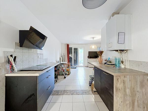 Charmante maison familiale avec jardin, garage motorisé et 3 chambres
