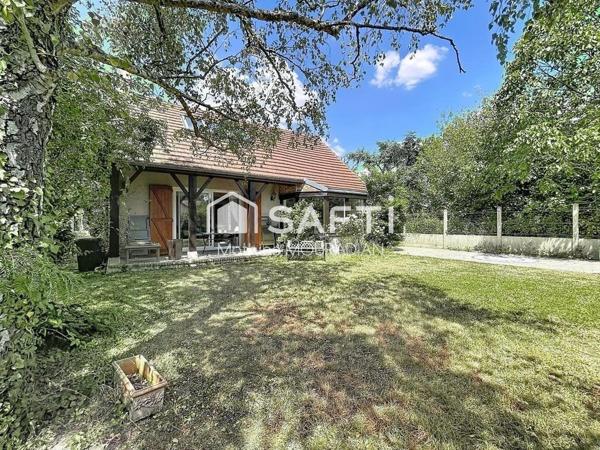 EXCLUSIVITÉ – Maison familiale de caractère – Séjour cathédrale – 155 m² – Jardin de 500 m² – À deux pas du Bois Notre-Dame
