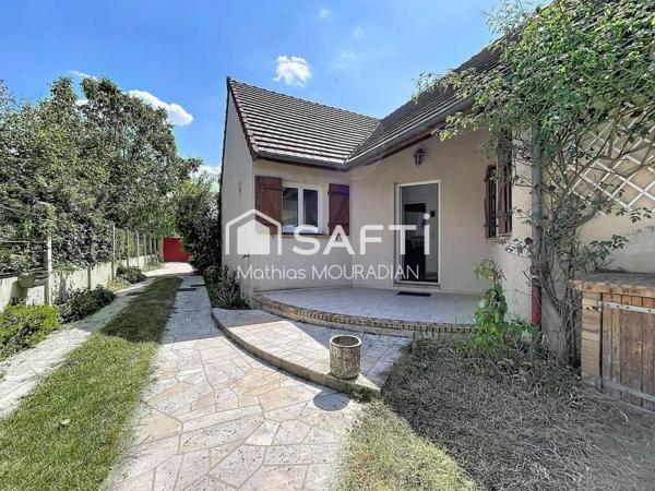 EXCLUSIVITÉ – Maison familiale de caractère – Séjour cathédrale – 155 m² – Jardin de 500 m² – À deux pas du Bois Notre-Dame