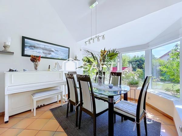 EXCLUSIVITÉ – Maison familiale de caractère – Séjour cathédrale – 155 m² – Jardin de 500 m² – À deux pas du Bois Notre-Dame