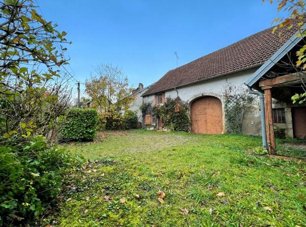 Ancienne ferme à rénover à Ruffey sur Seille