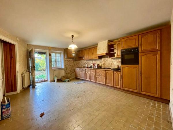 Ancienne ferme à rénover à Ruffey sur Seille