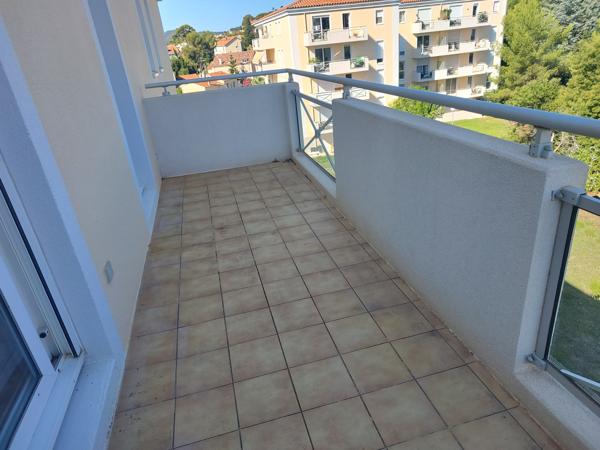 Appartement
                                                                                                                                                                                                                                                                                                                        2 pièce(s)                                                                                                                                                                                                          1 chambre(s)                                                                                                                                                                                                          48.3  m²