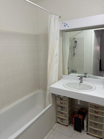 Appartement
                                                                                                                                                                                                                                                                                                                        2 pièce(s)                                                                                                                                                                                                          1 chambre(s)                                                                                                                                                                                                          48.3  m²