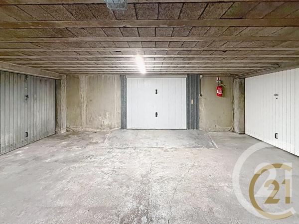 Parking à vendre  65,71 m 2   MONTBELIARD  - 25