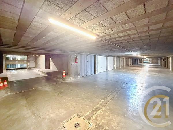 Parking à vendre  65,71 m 2   MONTBELIARD  - 25