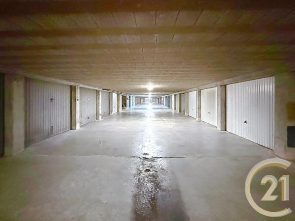 Parking à vendre  65,71 m 2   MONTBELIARD  - 25