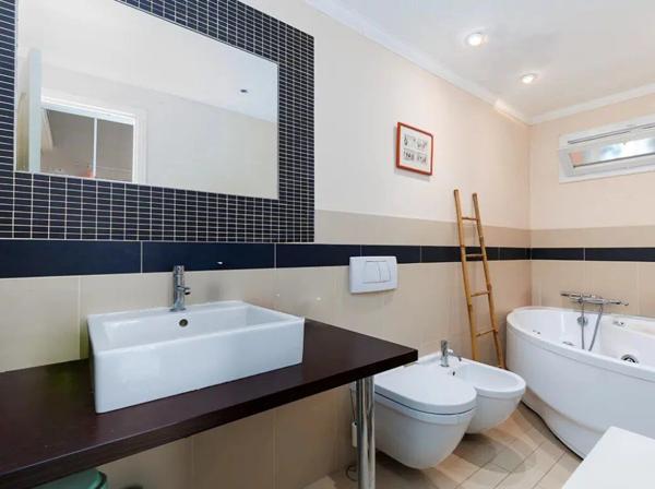 Vente                                                      Maison
                        
                     4 pièces                      114 m2                     à Villefranche-sur-Mer