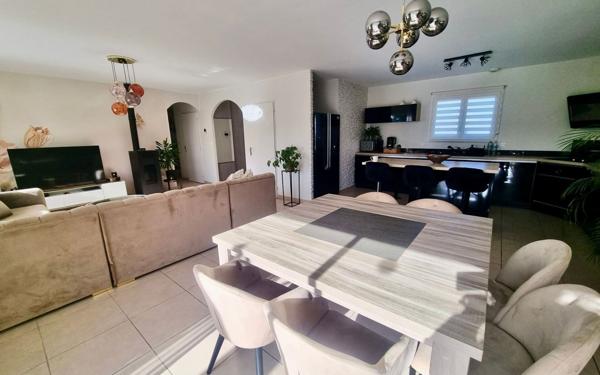 Maison à vendre    2 pièces • 110 m2 Montbartier